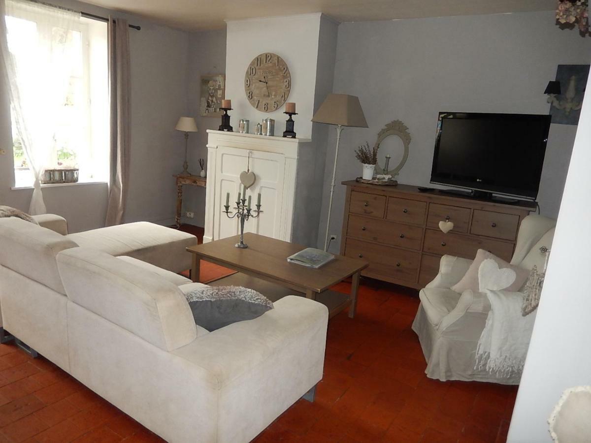 Holiday home Des Petites Poules Rousses 9 Personnes Zoo Beauval Et Chateaux De La Loire Choussy